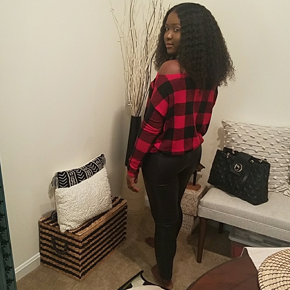 Plaid Long Sleeved Velvet Top - Last One! NWT - Picture 3 of 4